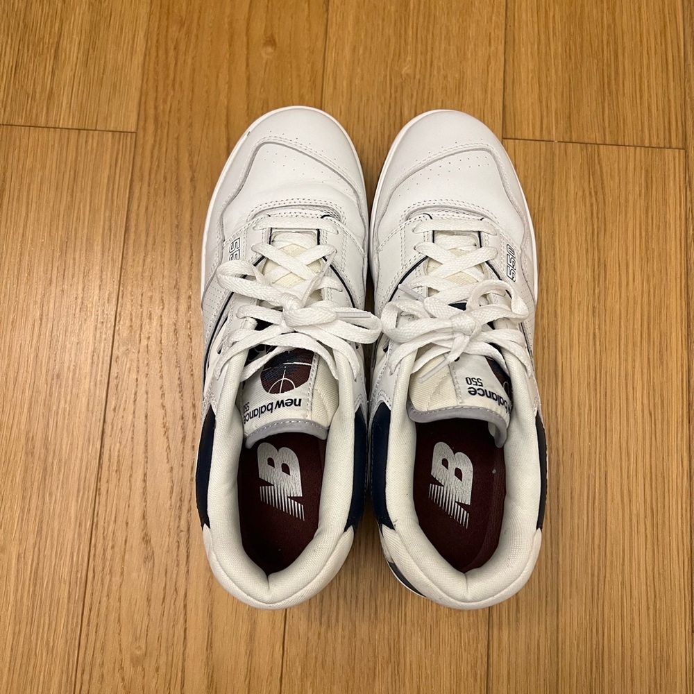 New Balance 550 - Picture 2 of 6